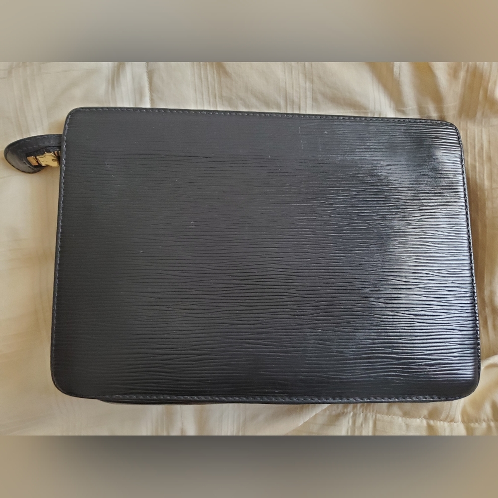 Louis Vuitton Epi leather zipped pouch - Picture 3 of 9